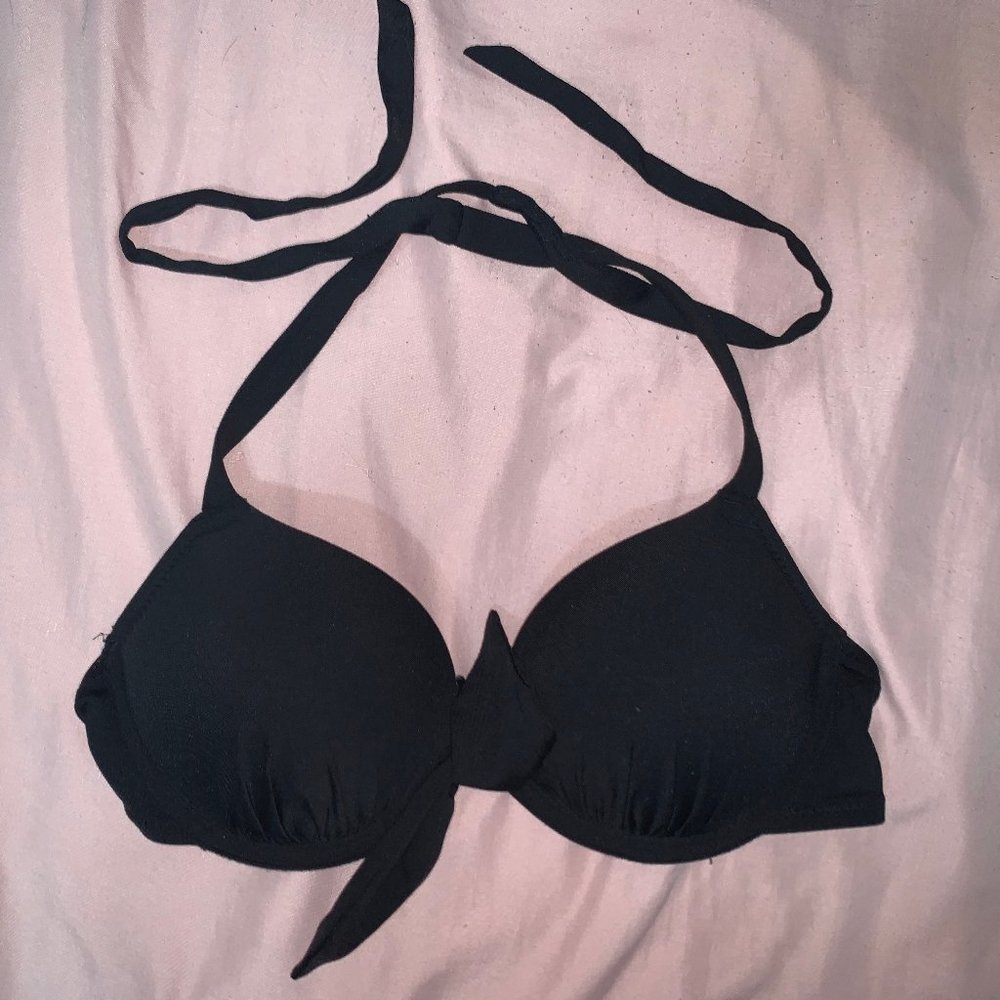 Black bikini top